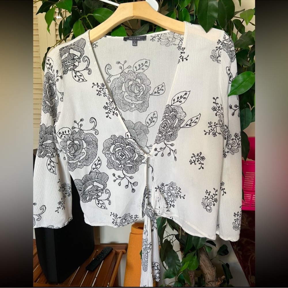 BE COOL Floral Wrap Blouse - Black and White